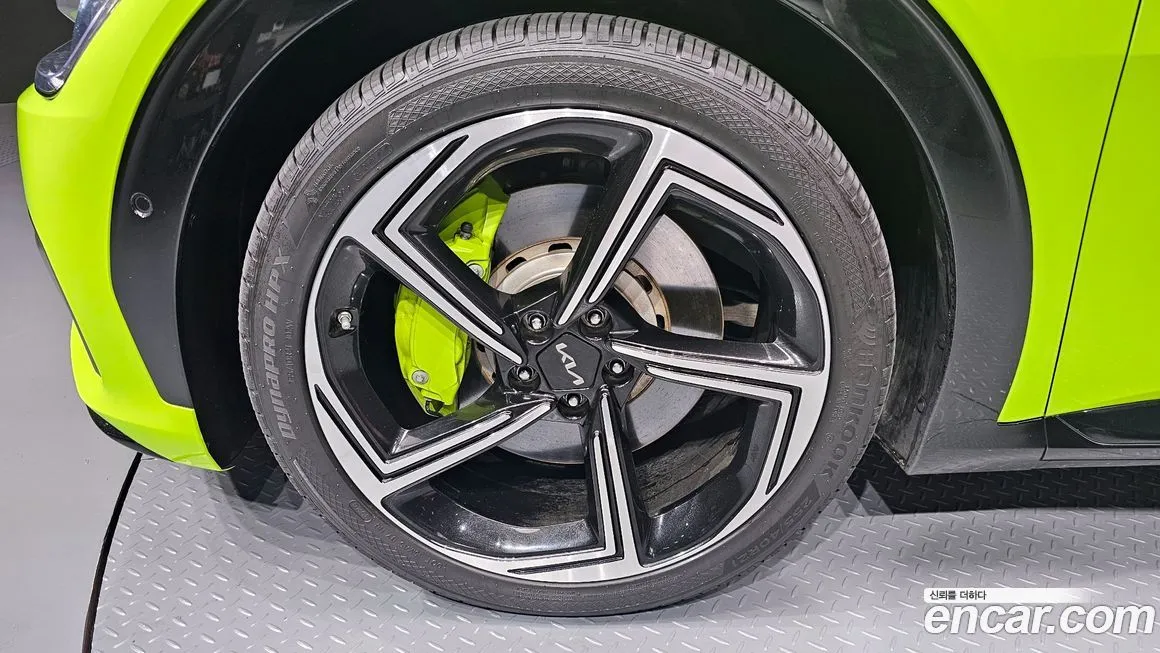 Kia EV6 2023 из KR, фото 5