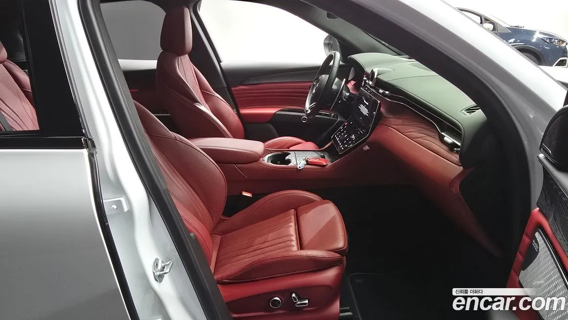Maserati Grecale 2023 из KR, фото 10