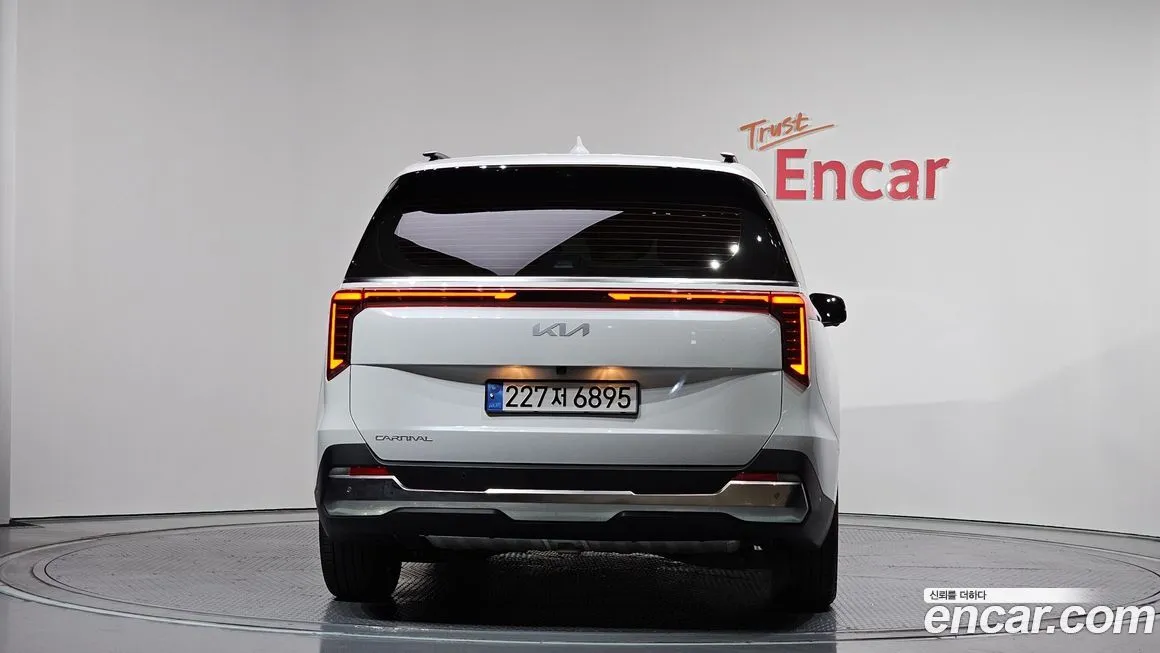 Kia Carnival 2024 из KR, фото 4
