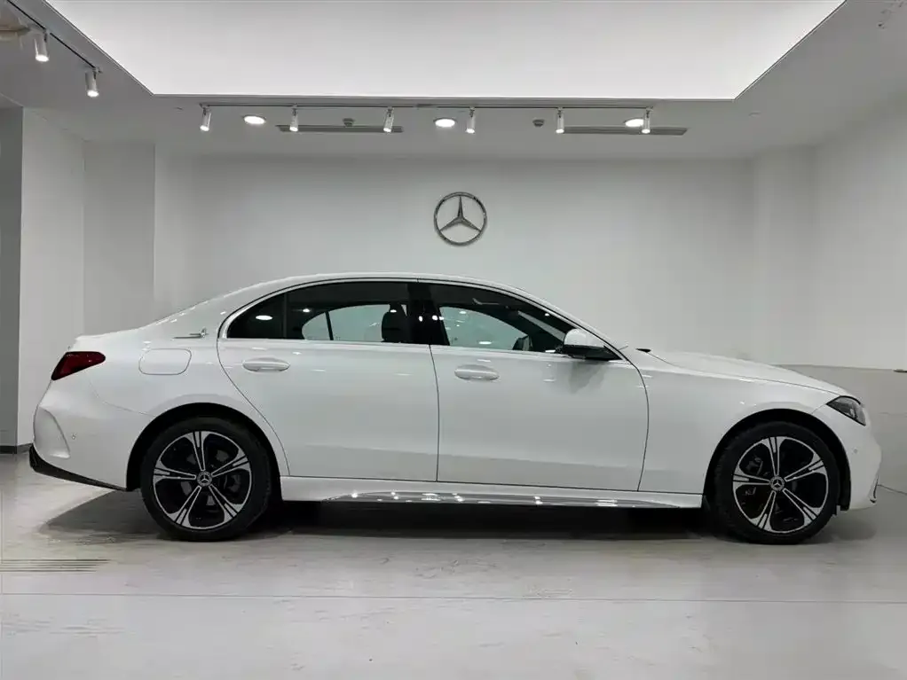 Mercedes-Benz C-Class 2023 из CN, фото 3