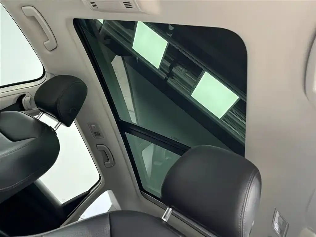Volkswagen Tharu 2021 из CN, фото 9