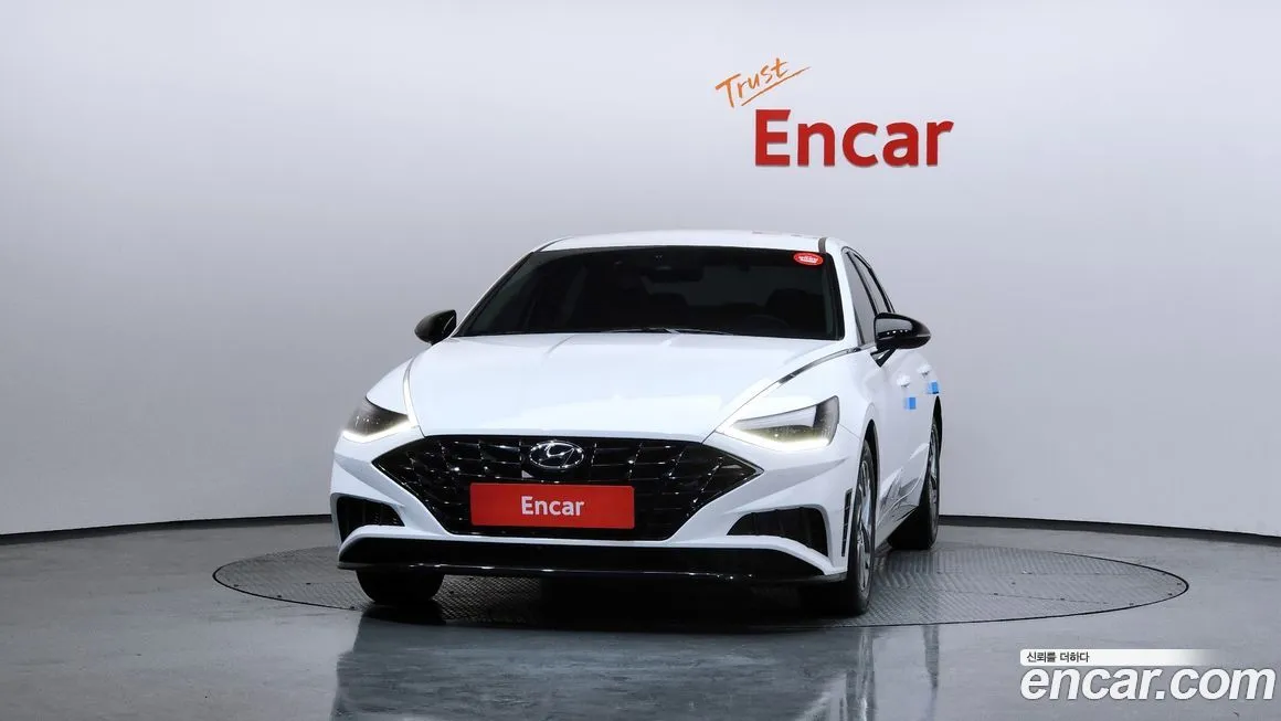 Hyundai Sonata 2023 из KR, фото 3