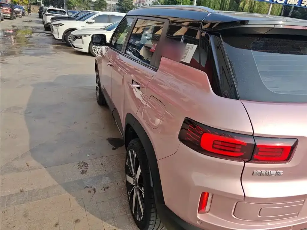 Geely Icon 2023 из CN, фото 5