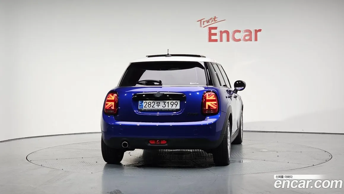 Mini Cooper 2021 из KR, фото 4