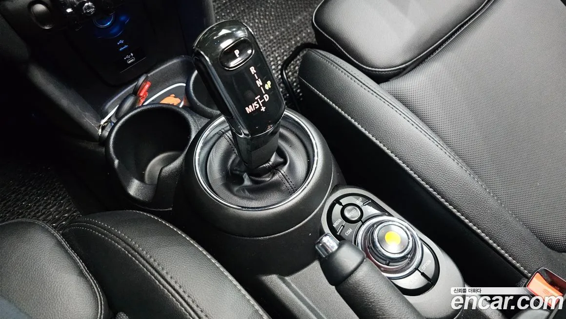 Mini Cooper 2021 из KR, фото 9