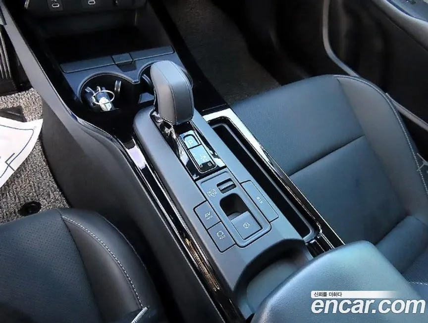 Toyota Prius — фото 10