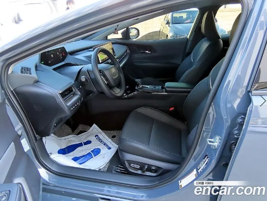 Toyota Prius — фото 5