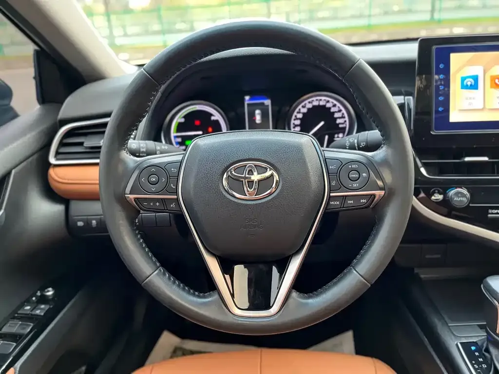 Toyota Camry 2023 из CN, фото 10