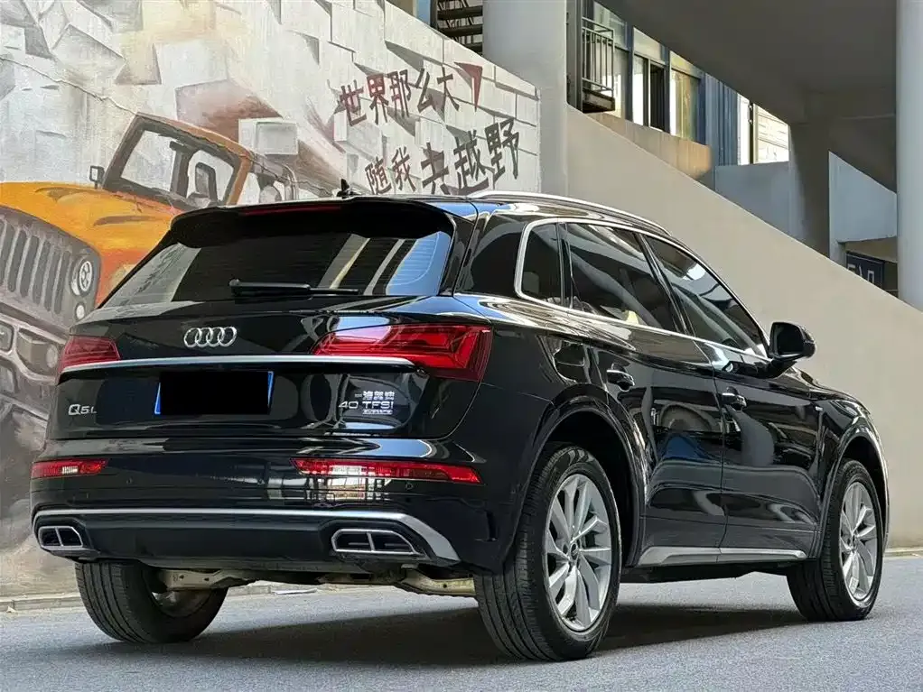 Audi Q5L 2022 из CN, фото 5