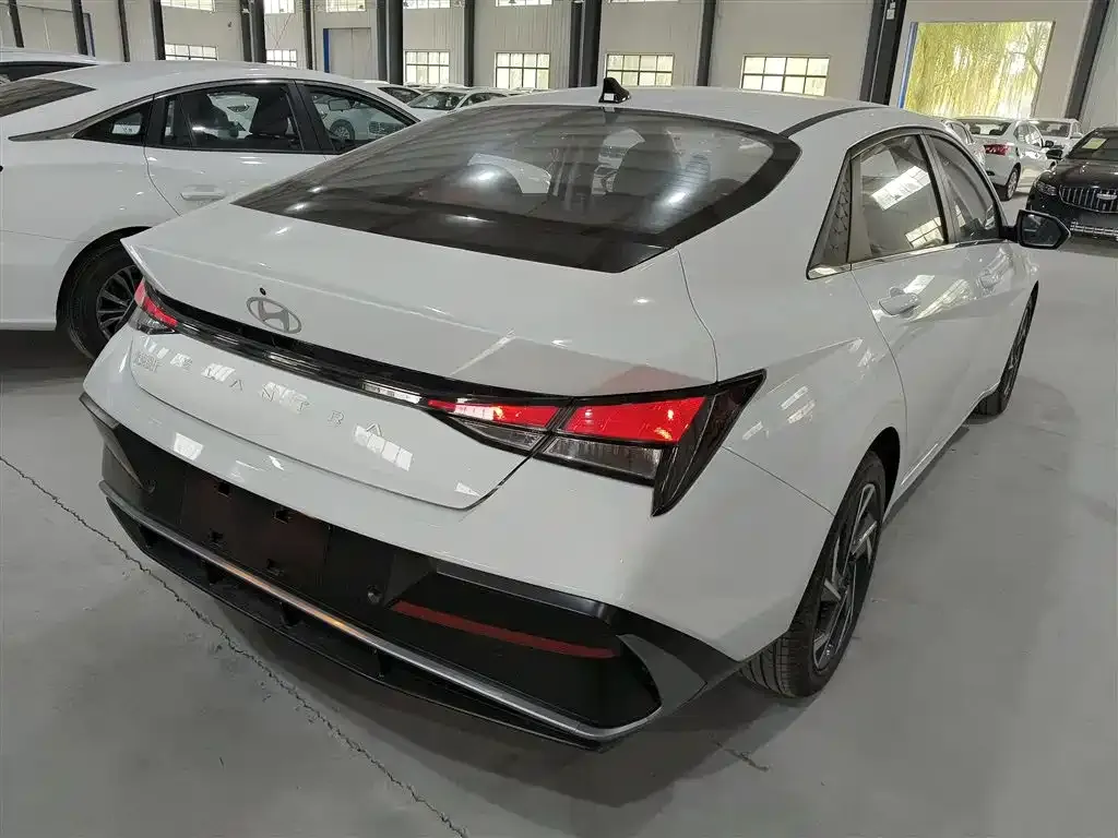 Hyundai Elantra 2025 из CN, фото 7