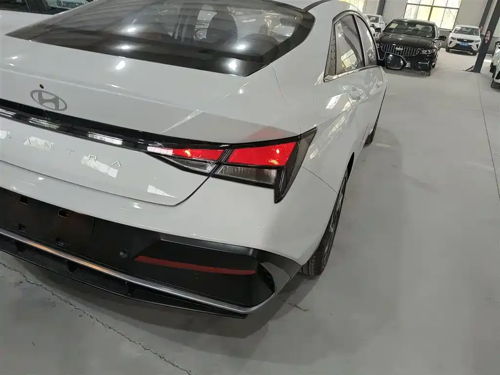 Hyundai Elantra 2025 из CN, фото 8