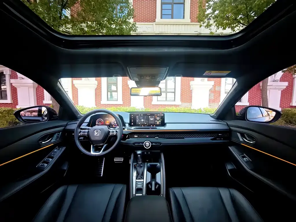 Honda Accord 2023 из CN, фото 7