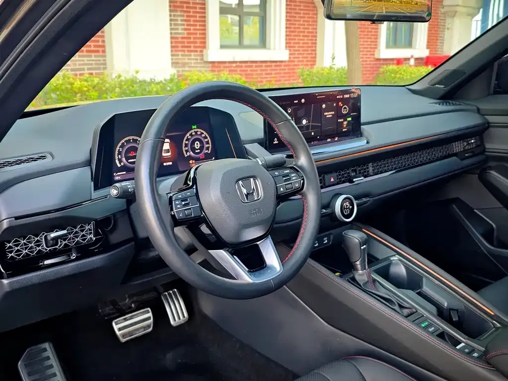 Honda Accord 2023 из CN, фото 8