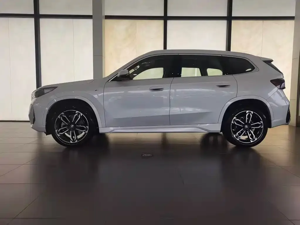 BMW X1 — фото 3