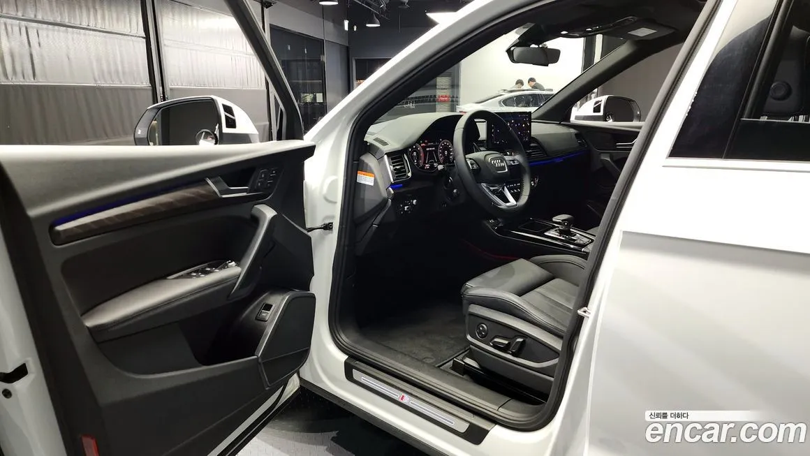 Audi Q5 2023 из KR, фото 10