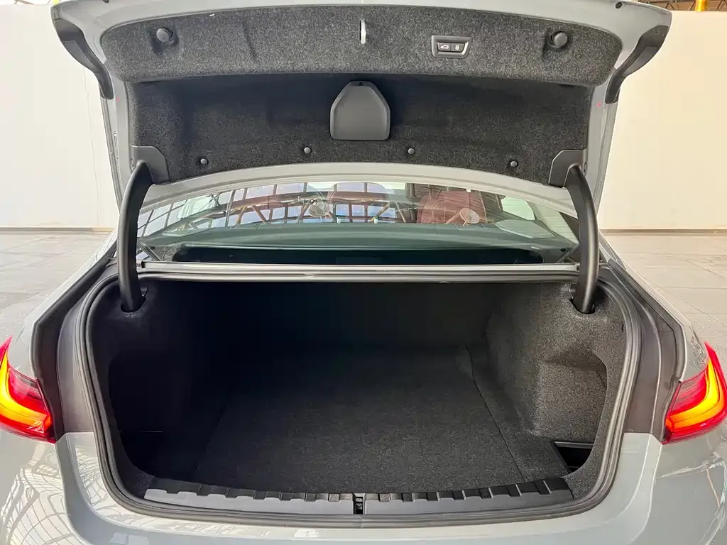 BMW 3 Series — фото 10