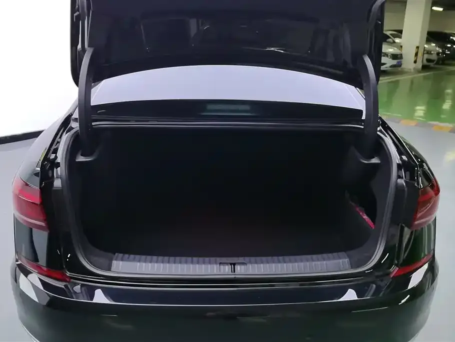 Volkswagen Passat — фото 4