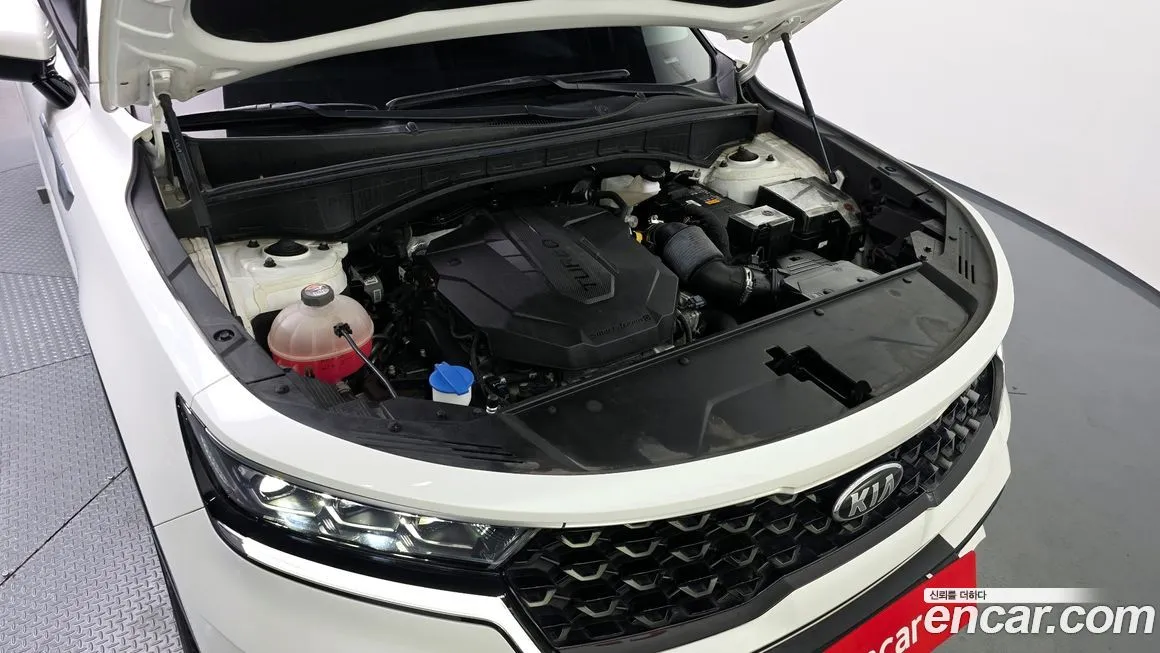 Kia Sorento — фото 6