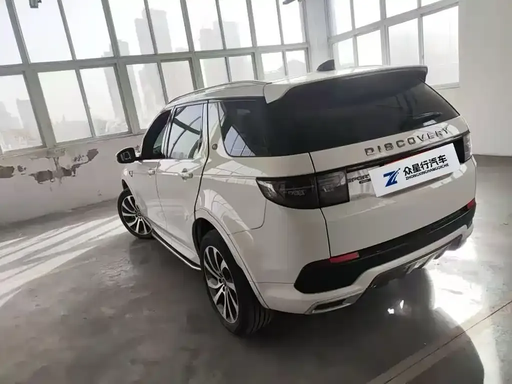 Land Rover Discovery Sport — фото 9