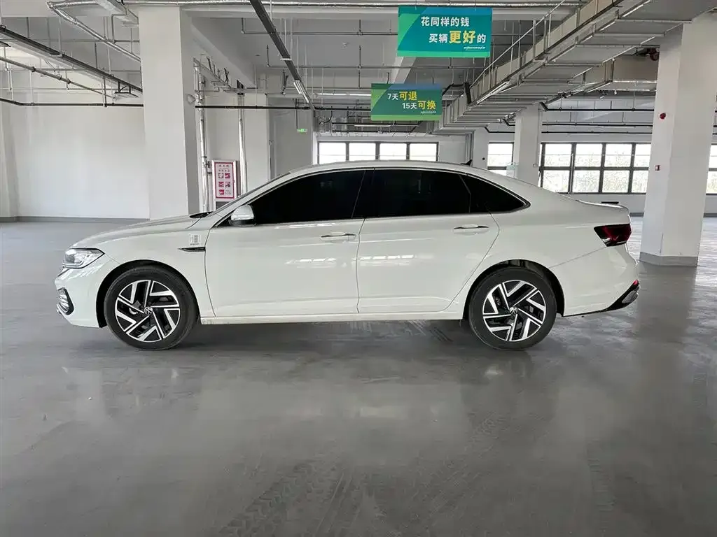 Volkswagen Sagitar 2023 из CN, фото 3