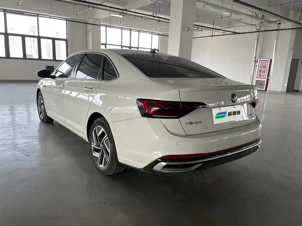 Volkswagen Sagitar 2023 из CN, фото 4