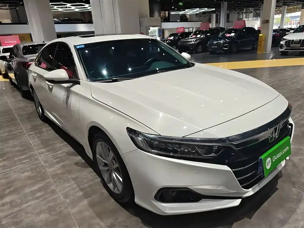 Honda Accord — фото 4