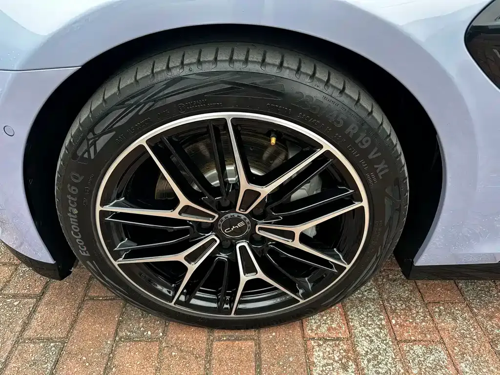 BYD Seal — фото 6