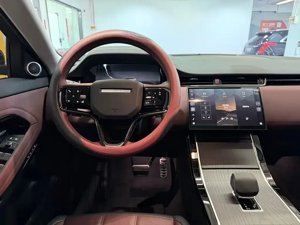 Land Rover Evoque — фото 10