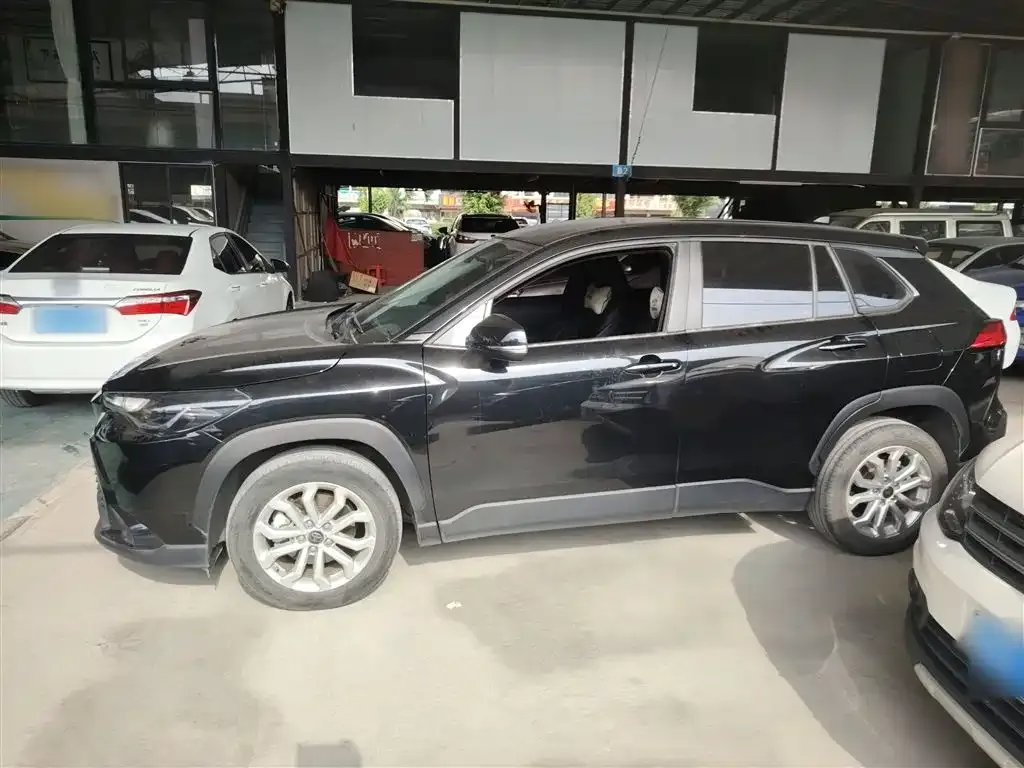 Toyota Frontlander 2023 из CN, фото 5