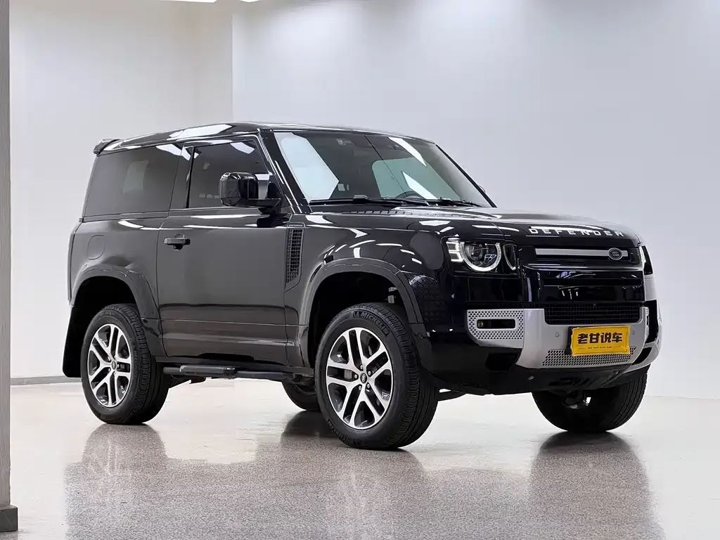 Land Rover Defender 2023 из CN, фото 3