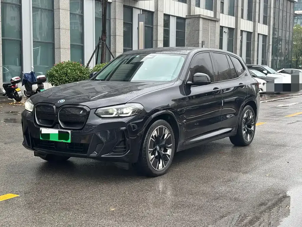 BMW iX3 2024 из CN, фото 1