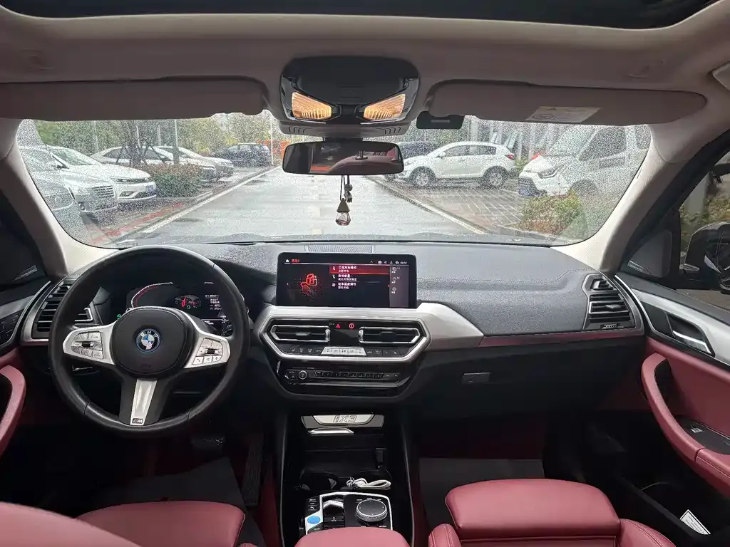 BMW iX3 2024 из CN, фото 7