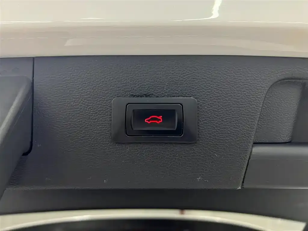 Volkswagen Tharu — фото 9