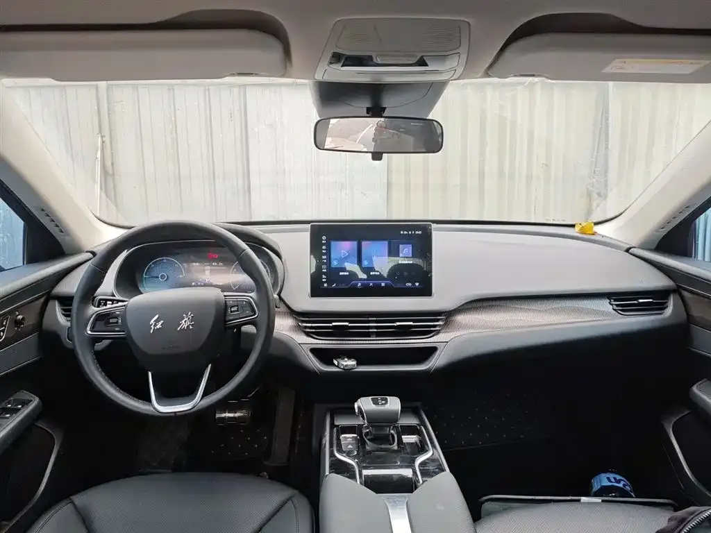 Hongqi E-QM5 — фото 10