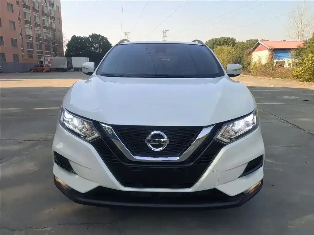 Nissan Qashqai — фото 3