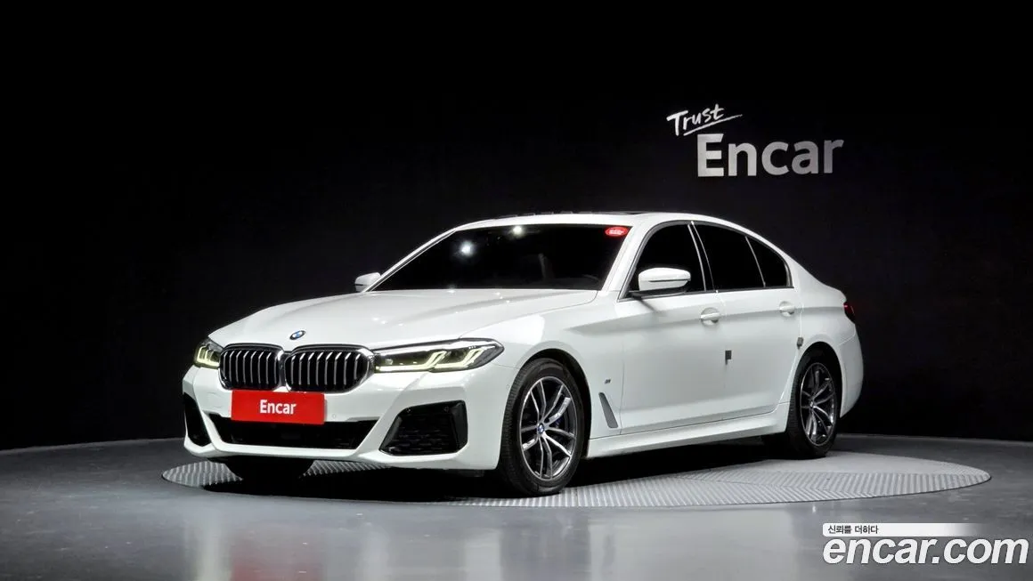 BMW 5-Series — фото 1