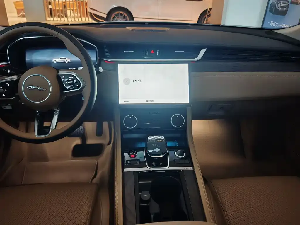 Jaguar XFL 2025 из CN, фото 6