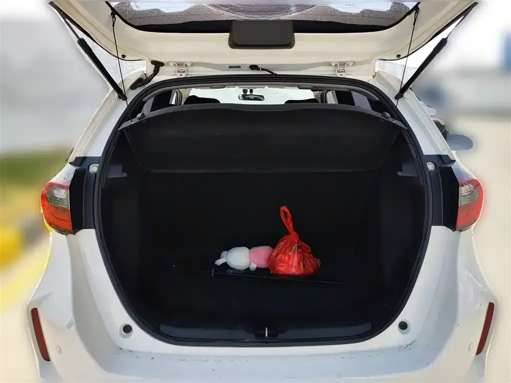 Honda Fit — фото 10