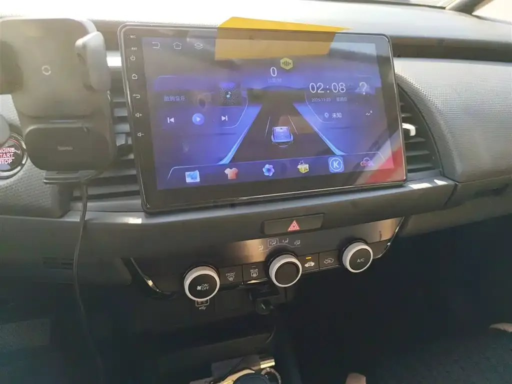 Honda Fit — фото 6