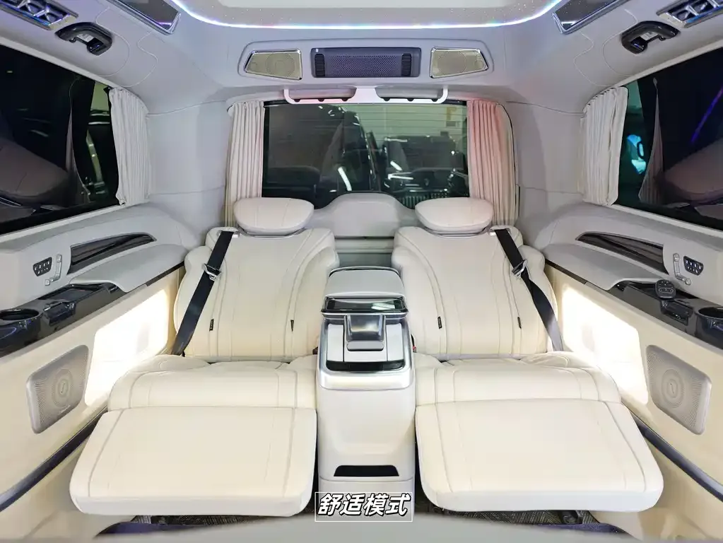Mercedes-Benz V-Class 2024 из CN, фото 9
