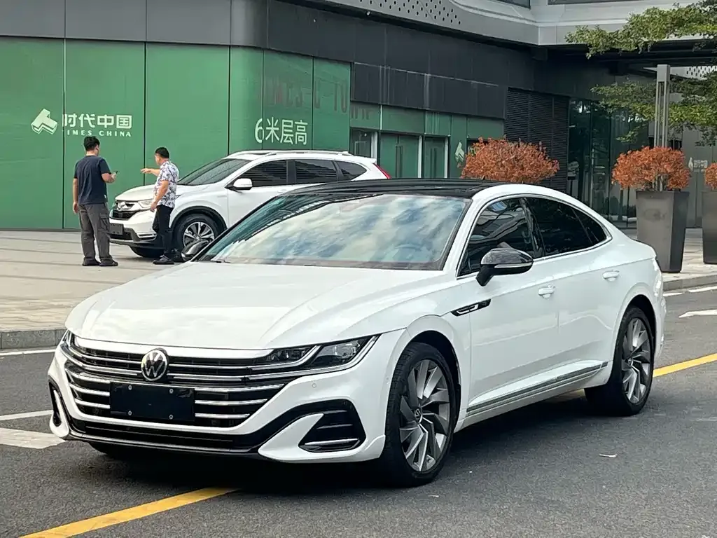 Volkswagen CC — фото 1