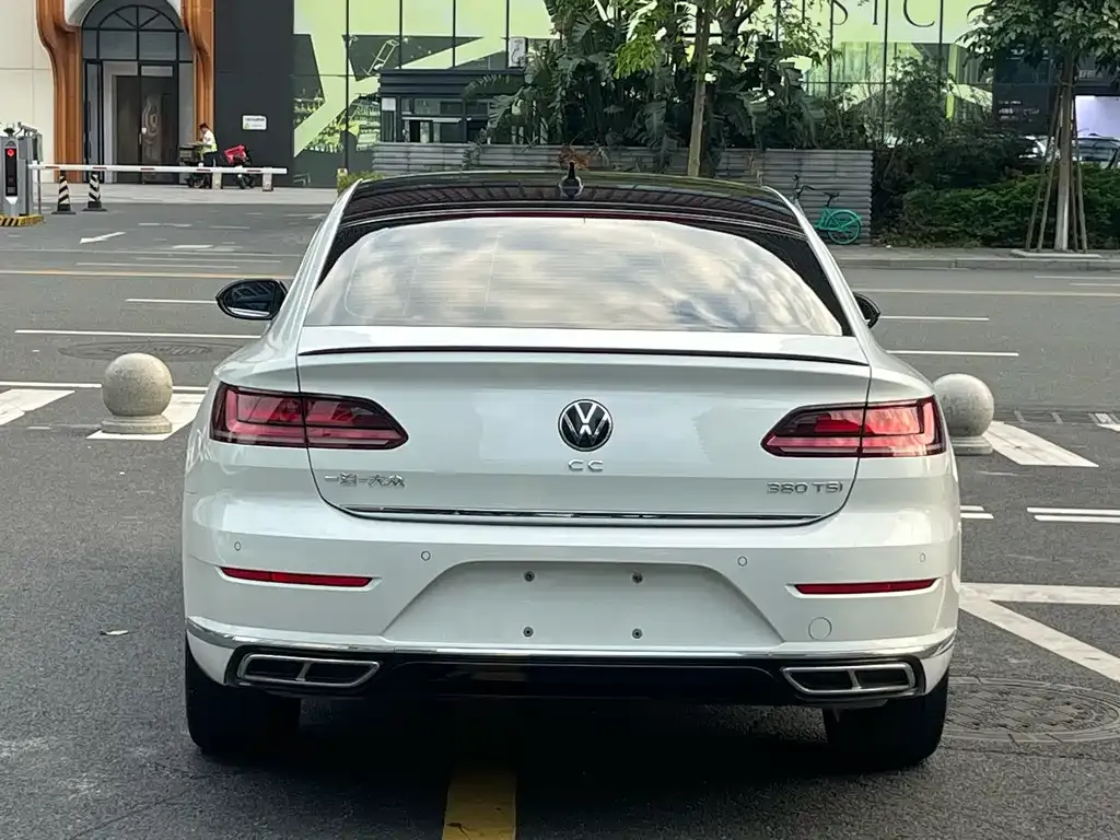 Volkswagen CC — фото 6