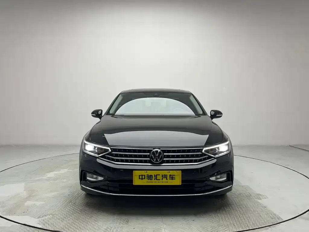 Volkswagen Magotan 2023 из CN, фото 2