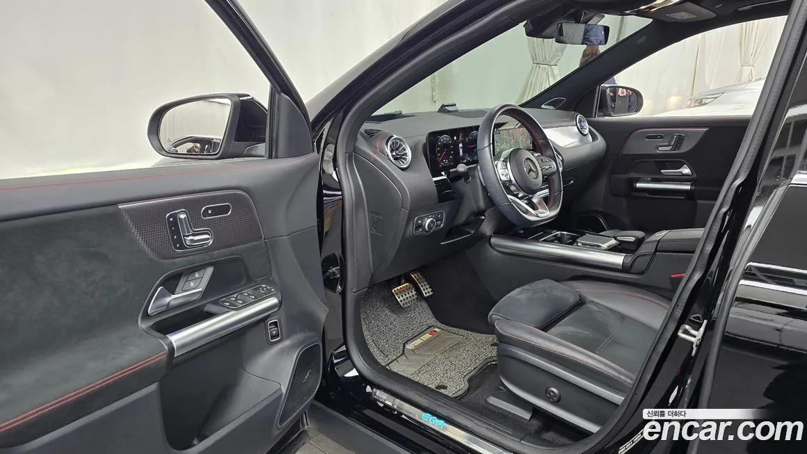 Mercedes-Benz EQA — фото 10