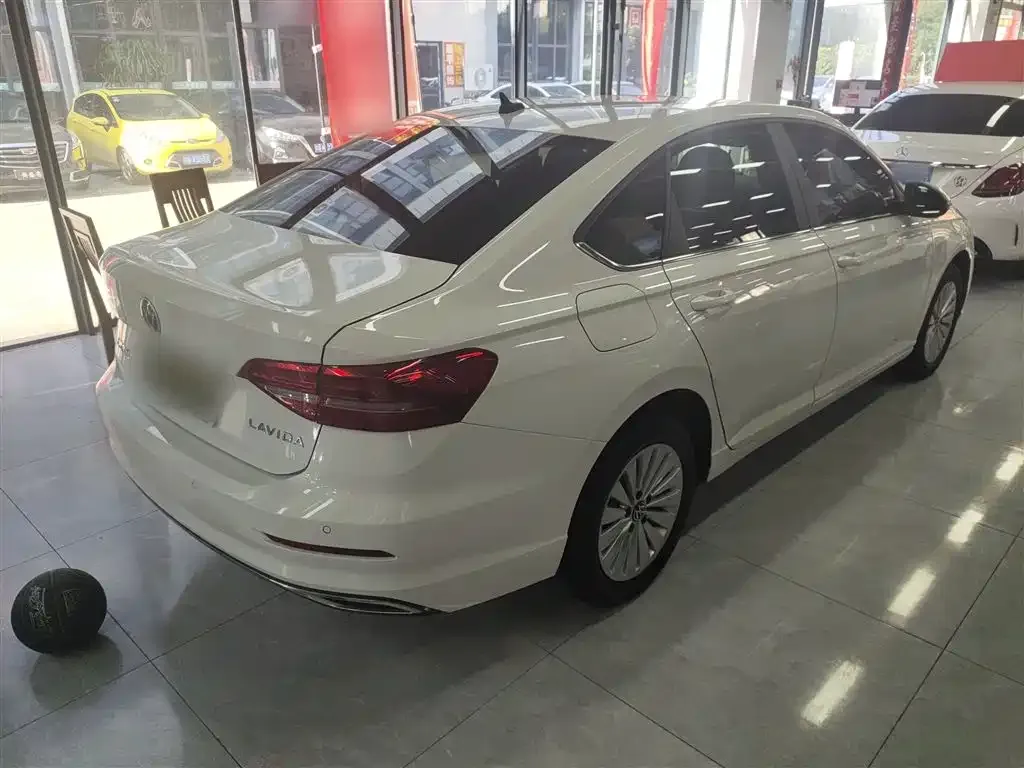Volkswagen Lavida 2023 из CN, фото 7