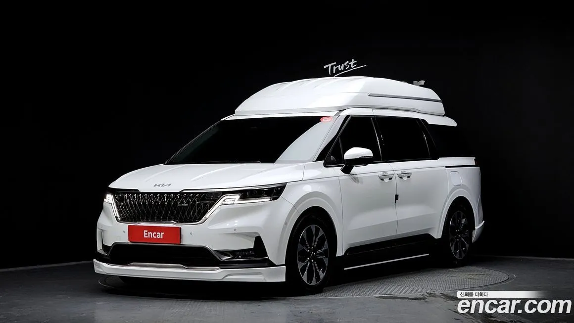 Kia Carnival — фото 1
