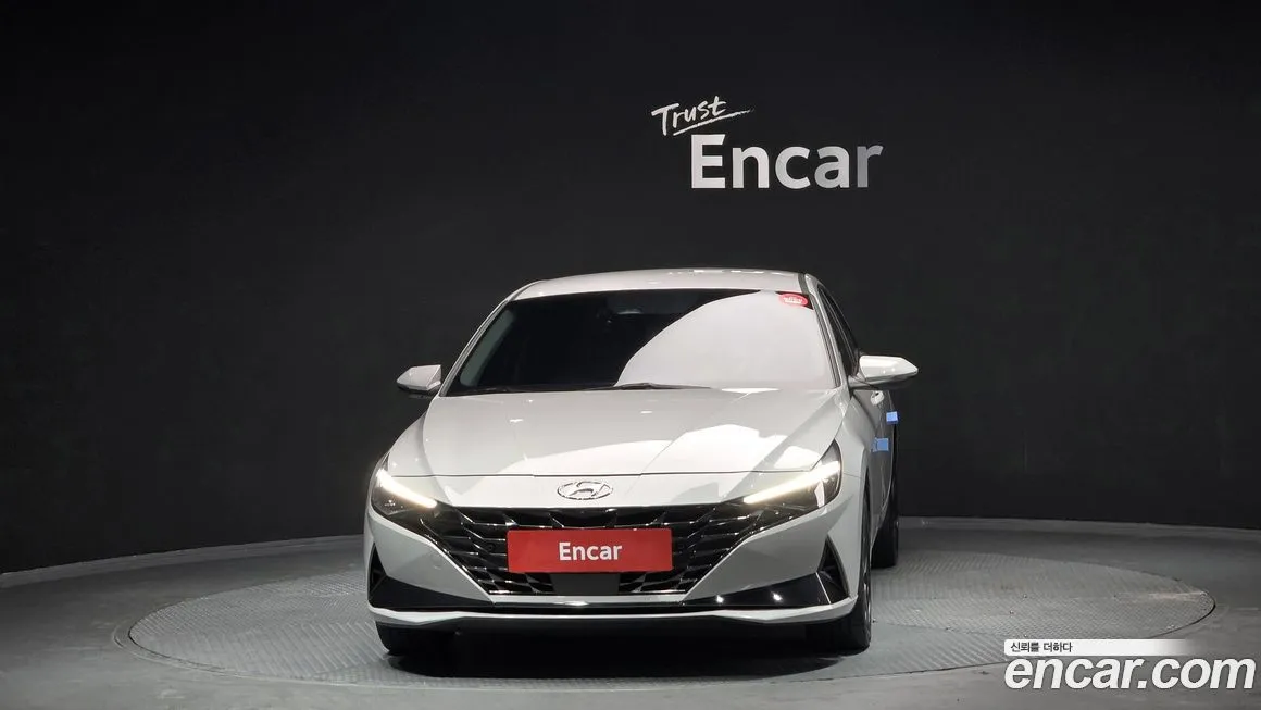 Hyundai AVANTE 2023 из KR, фото 3