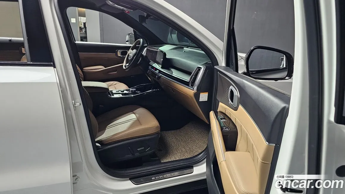Kia Sorento — фото 10