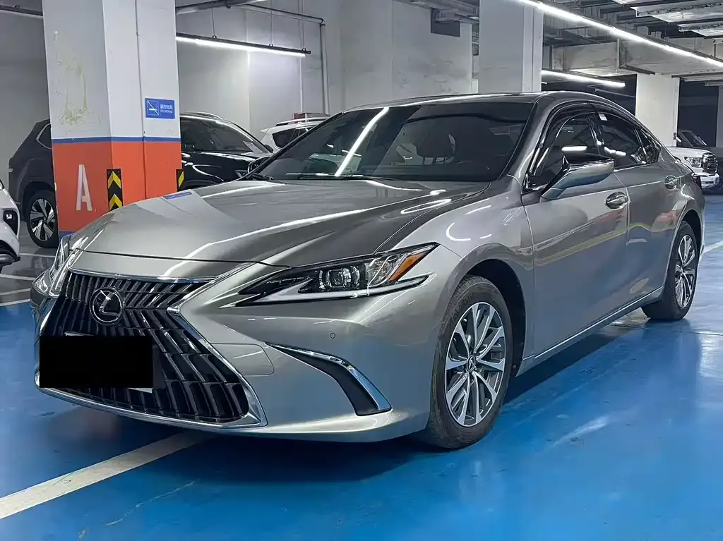 Lexus ES 2023 из CN, фото 3