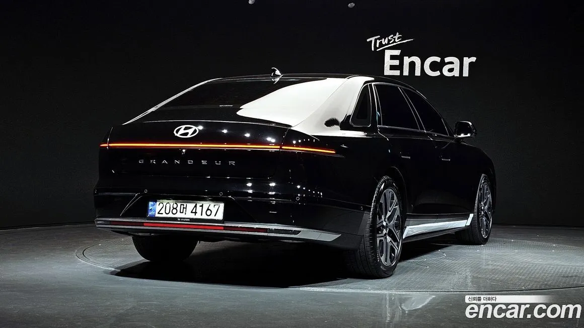 Hyundai Grandeur 2023 из KR, фото 2